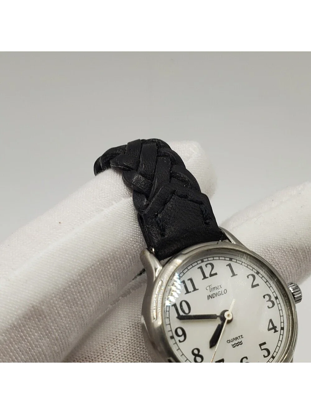 Timex Indiglo Womens Watch 23mm White Dial Silver Tone New Battery